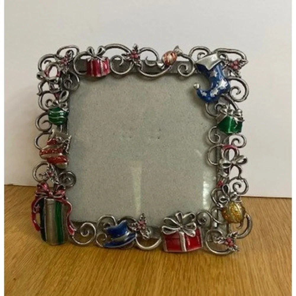 Unbranded Christmas Picture Frame Silver Color Good Enamel Holiday Filigree